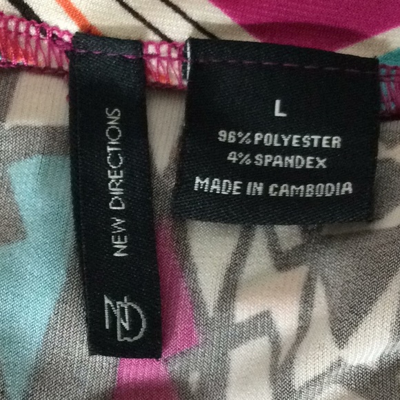 Beautiful Bright Colored Dress - Picture 4 of 4